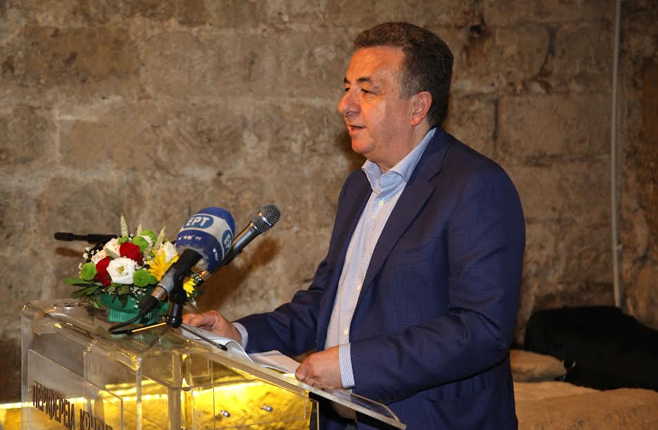arnaoutakis-frourio-koule