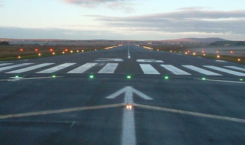 http://www.aftodioikisi.gr/mediafiles/2013/05/aerodromio_kalamatas_aftodioikisi.jpg