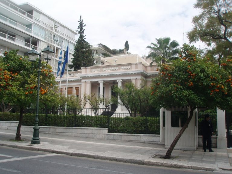 οι-τρείς-σωματοφύλακες-της-κυβέρνη-394715
