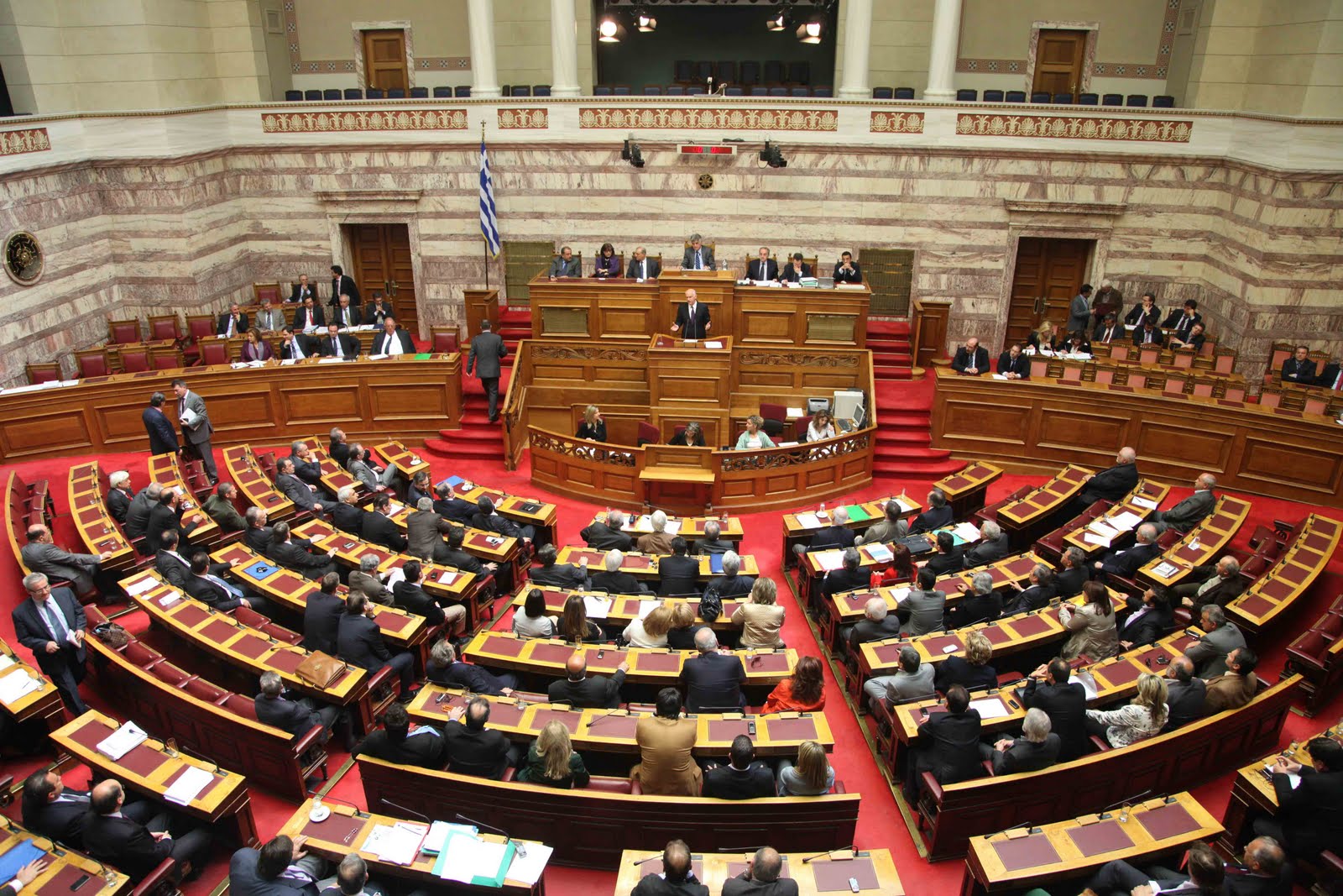 κατατέθηκε-το-νομοσχέδιο-για-την-απελ-377442
