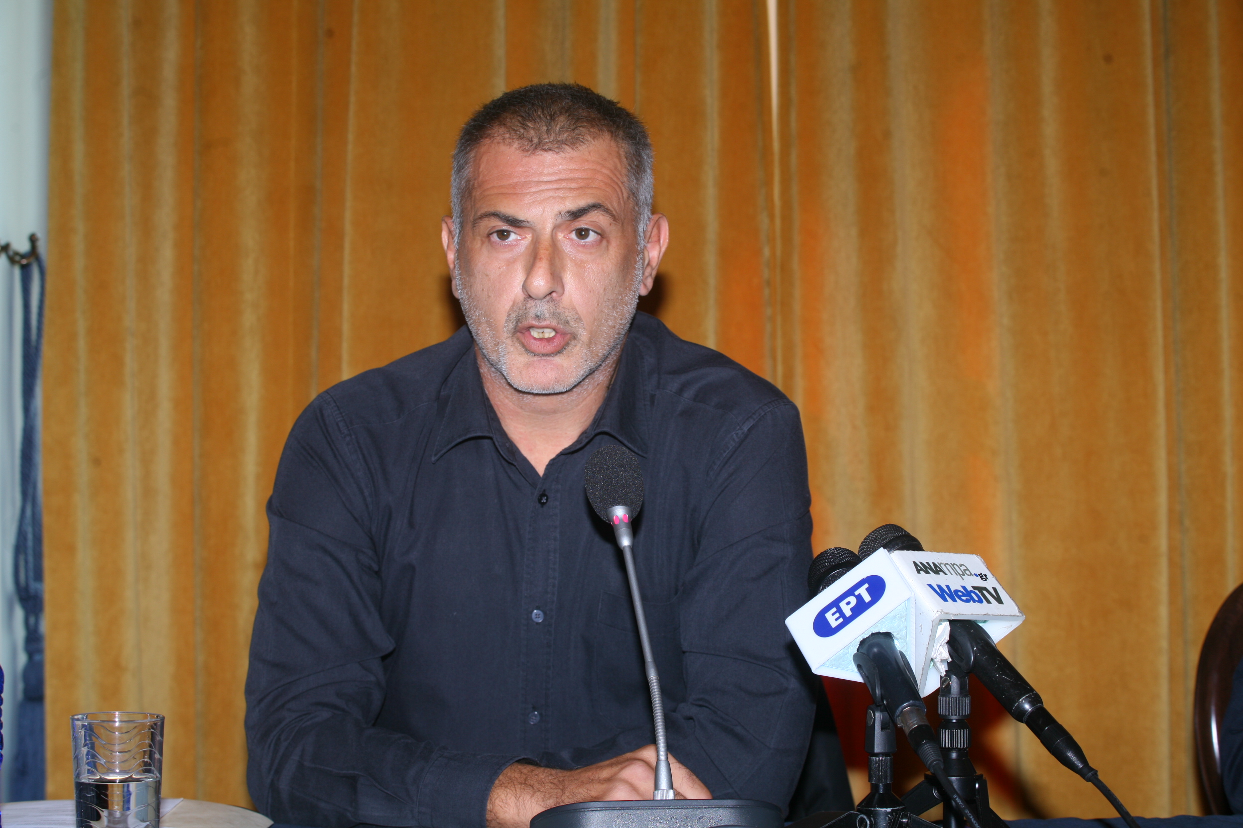 μώραλης-κατά-ζουράρι-προκαλεί-το-κοιν-375711