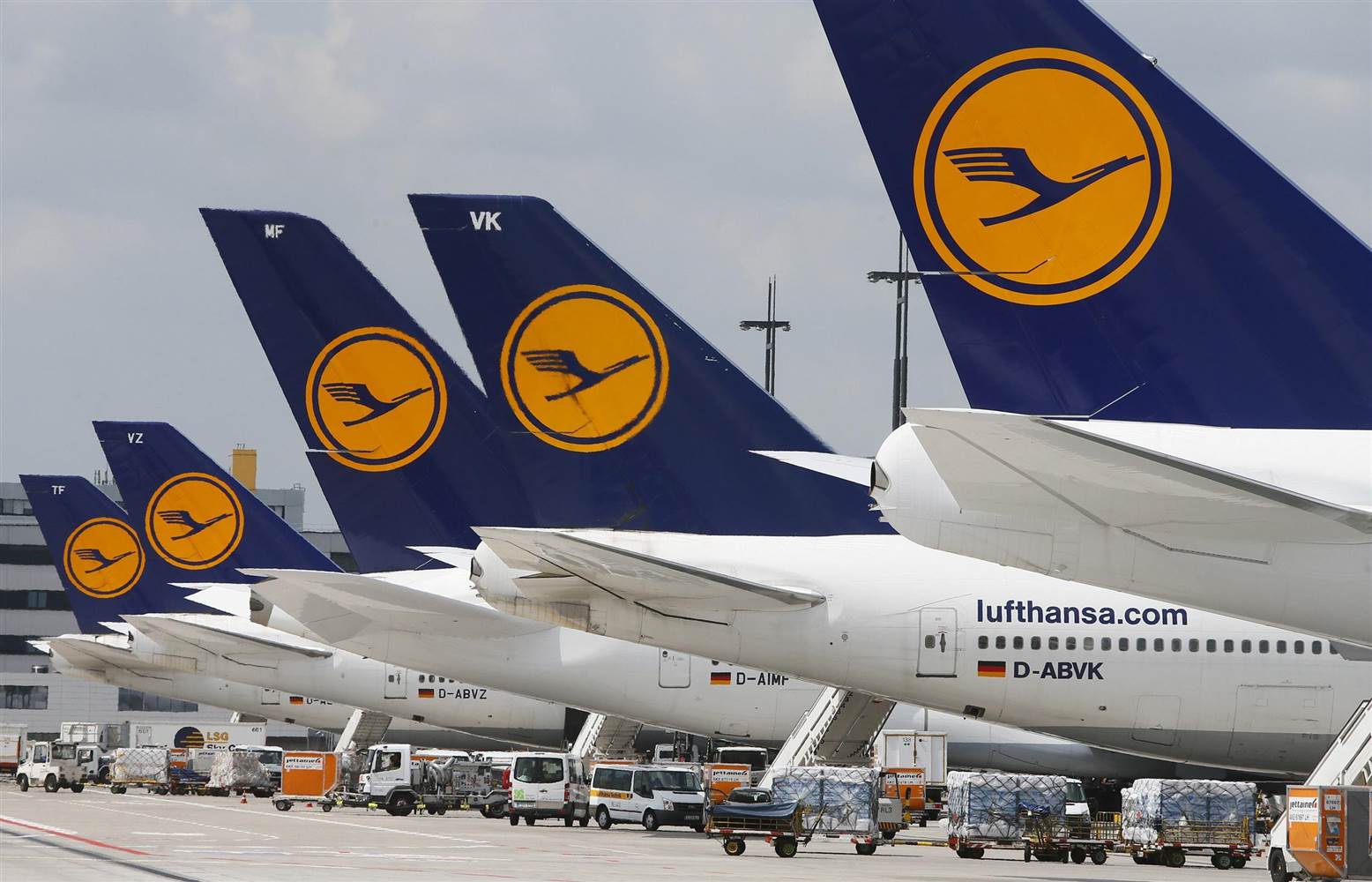 κορωνοϊός-h-lufthansa-καθηλώνει-150-αεροσκάφη-της-374505