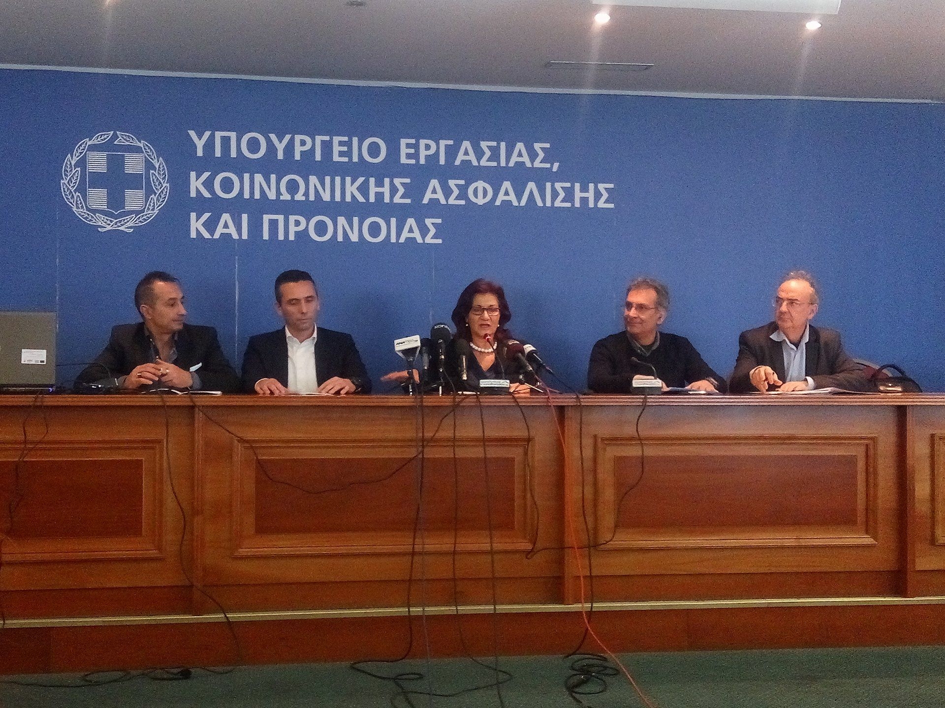 δ-διονύσου-στη-διάθεση-των-πολιτών-η-κ-41728