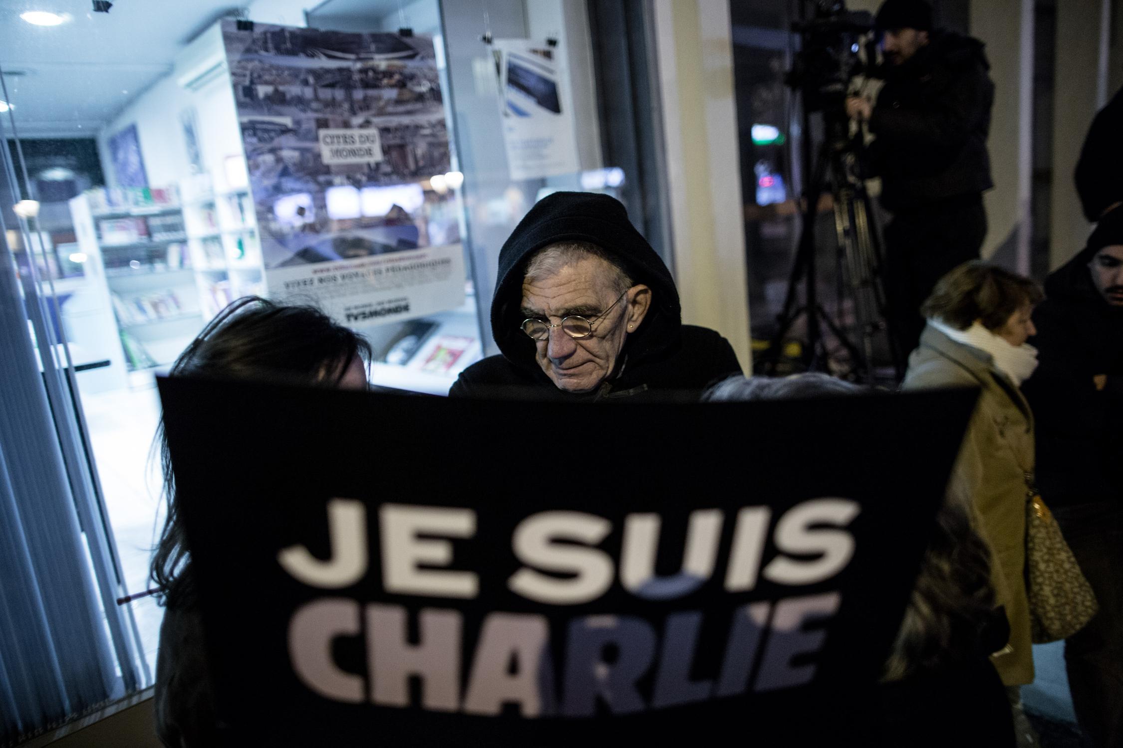 συγκέντρωση-με-το-σύνθημα-jesuischarlie-με-πρωτοβ-186046