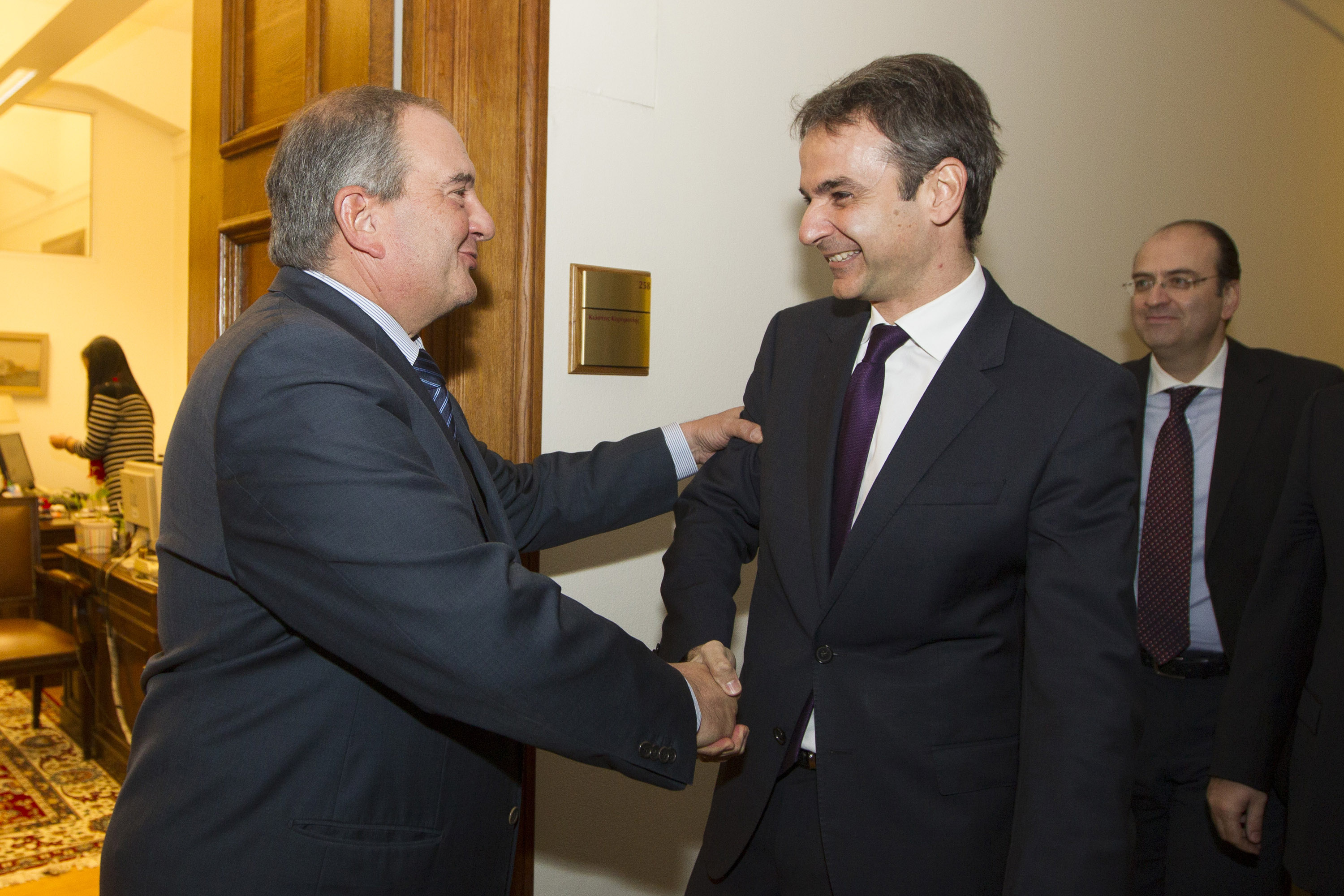 συνάντηση-κ-καραμανλή-με-κ-μητσοτάκη-8211-45844