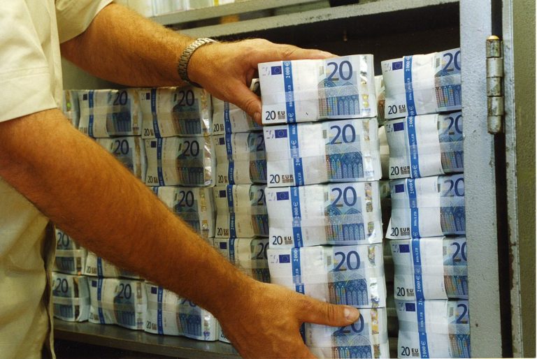 στα-577-δις-ευρώ-οι-οφειλές-του-δημοσίου-σ-103902