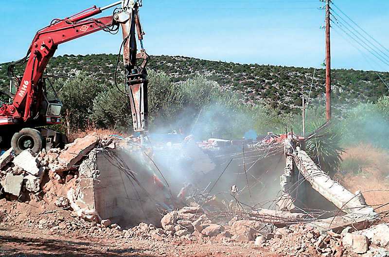 π-κρήτης-σε-κλίμα-έντασης-οι-κατεδαφίσ-263998