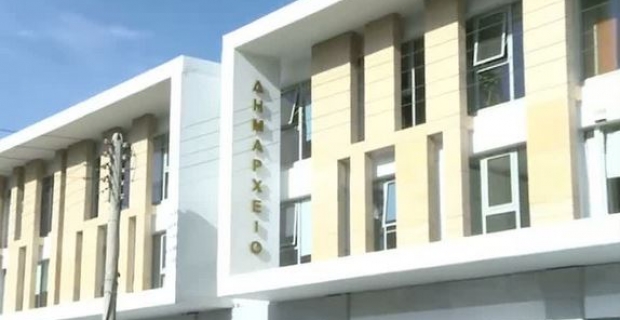 υπό-κατάληψη-το-δημαρχείο-της-αγίας-πα-138924