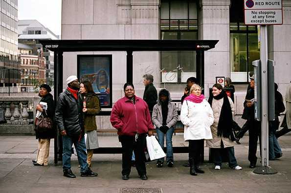 απίστευτη-αφίσα-για-την-ελλάδα-σε-στάσ-209672