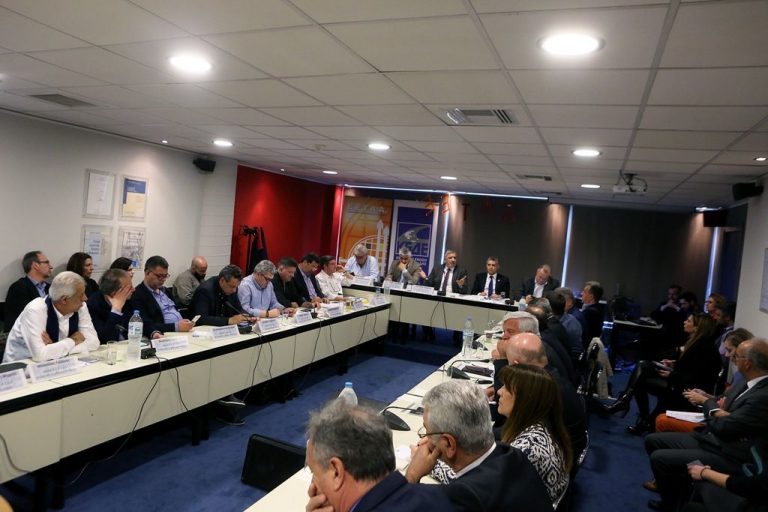 απουσίες-με-νόημα-από-την-κοινή-συνεδρ-112896