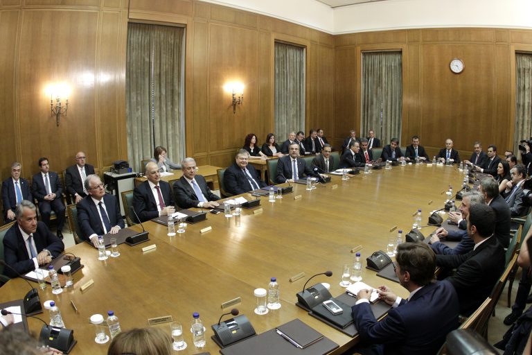 h-ελληνική-η-τρίτη-πιο-μισητή-κυβέρνηση-196536