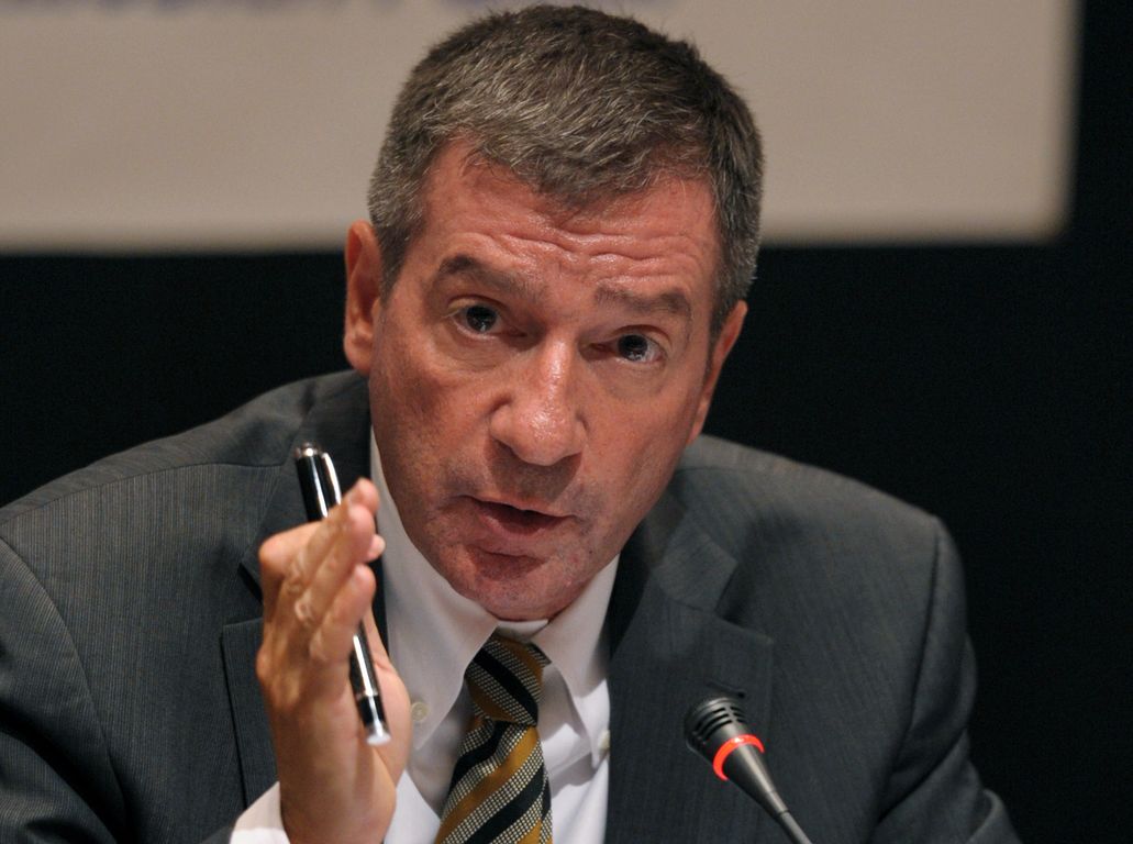 καμίνης-με-άρωμα-βαρουφάκη-για-την-κ-179986