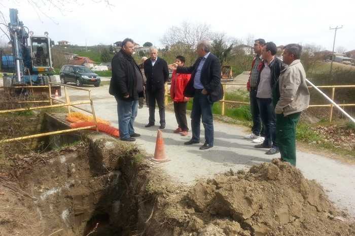 δευακ-σύνδεση-του-αγωγού-της-τραπεζού-226156