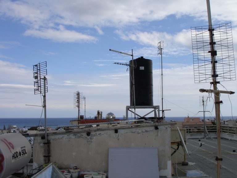 κεραίες-κινητής-τηλεφωνίας-γιατί-πέ-66422