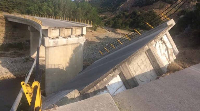 ξάνθη-κατέρρευσε-τμήμα-της-γέφυρας-το-12124