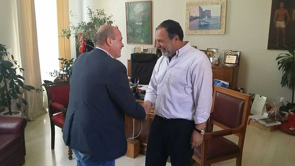 συμβολική-συνάντηση-κουράκη-μιχελογ-216466