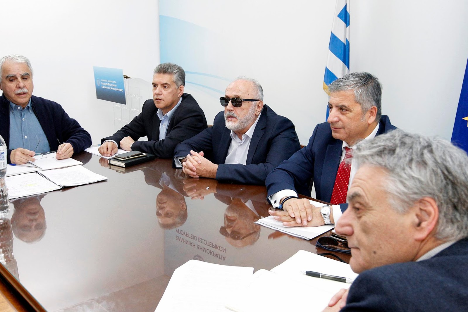 στον-αέρα-το-πολυνομοσχέδιο-του-υπο-96712