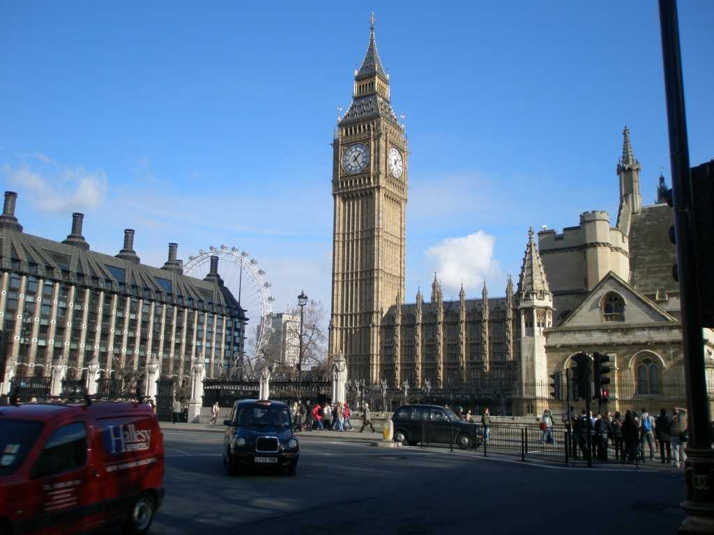 έλληνες-μεταναστεύουν-μαζικά-στο-ηνω-266624