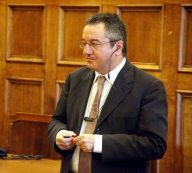 ηλίας-μόσιαλος-έκανε-την-1η-δόση-εμβολί-296391