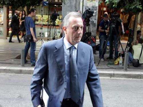 μπέζας-σε-γιατρούς-εοπυυ-σταματήστε-τ-239840