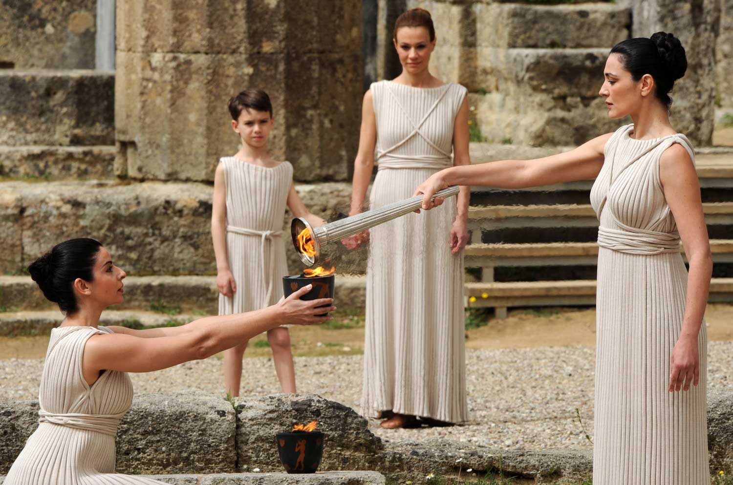 η-ολυμπιακή-φλόγα-στην-αθήνα-115180