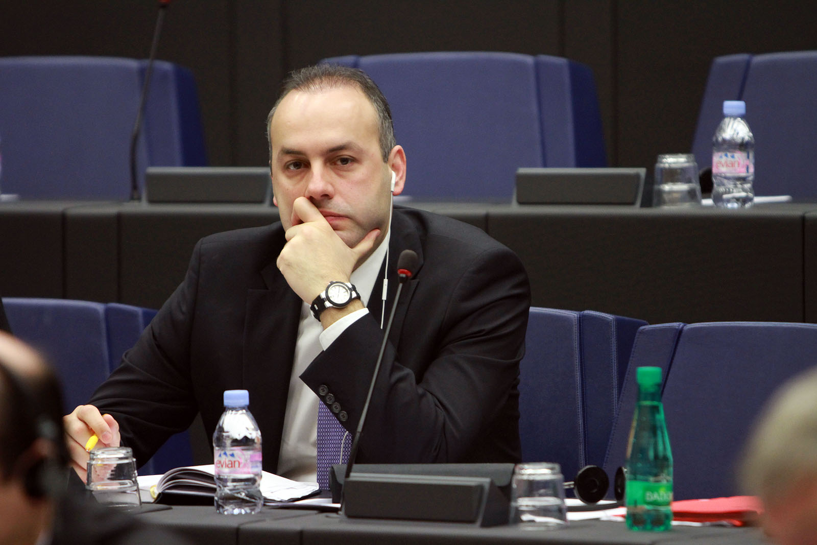 δήμαρχος-γλυφάδας-κατηγορεί-τους-εργ-106318