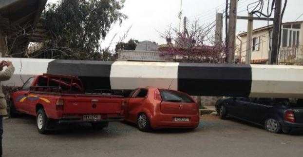 κρήτη-οι-ισχυροί-άνεμοι-έριξαν-πυλώνα-262724