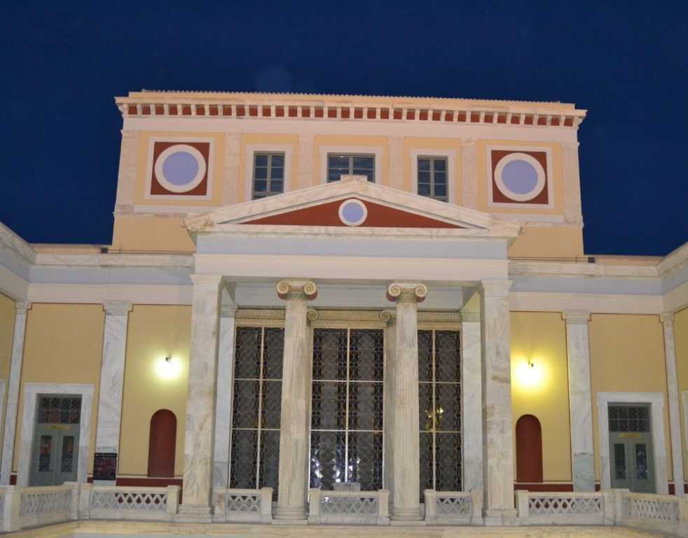 ανοίγει-τη-δευτέρα-το-πολυτεχνείο-ε-242156