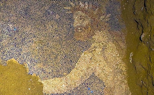 αμφίπολη-αποκαλύφθηκε-ο-πλούτωνας-με-197634