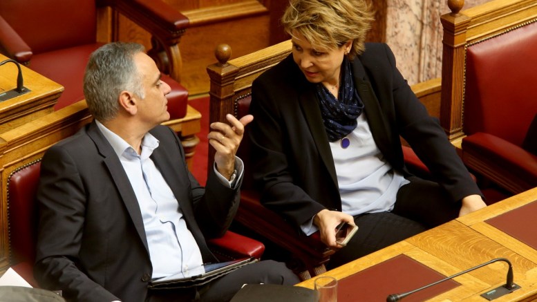 θηλιά-δντ-σε-γεροβασίλη-σκουρλέτη-α-16060