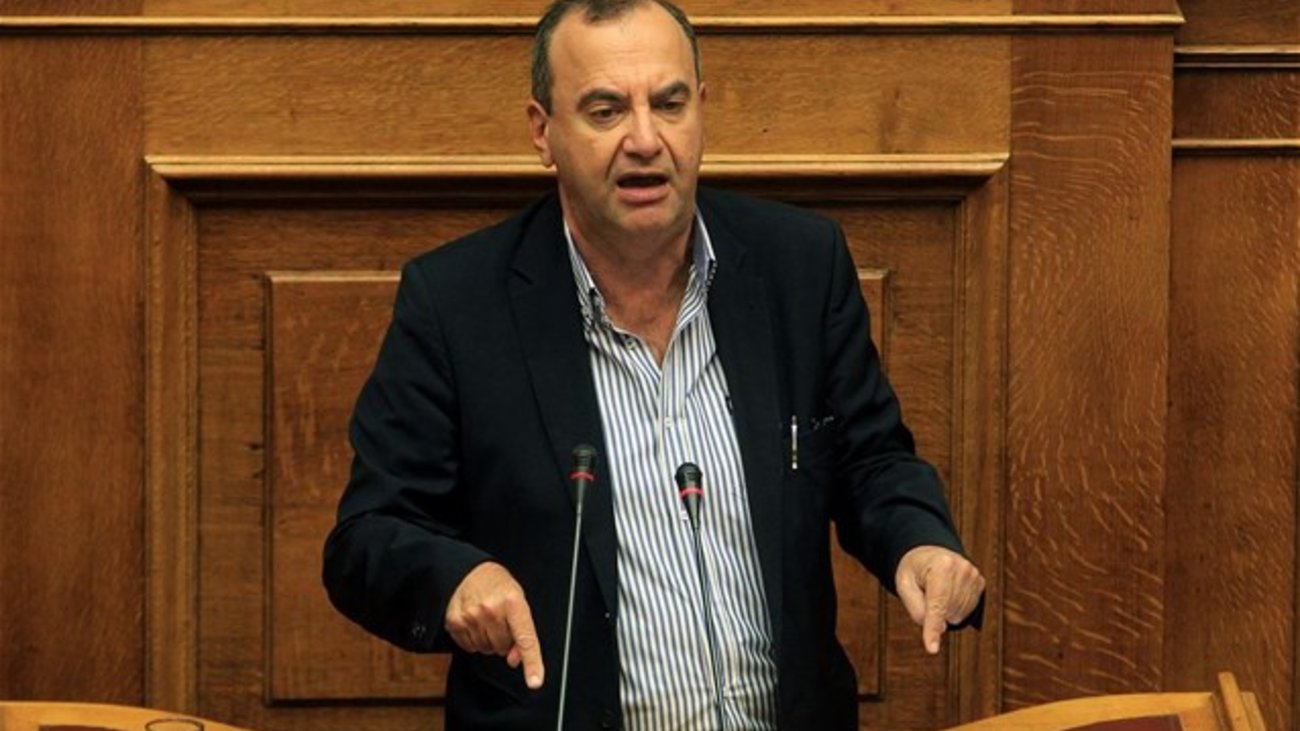 δ-στρατούλης-kάτω-από-τα-όρια-της-φτώχε-174852