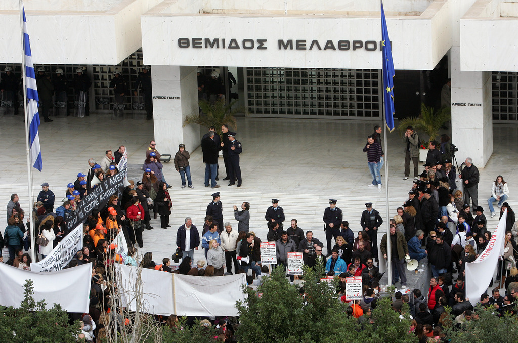 α-ρ-συ-θα-παλέψουμε-δίπλα-στους-συμβασι-299577