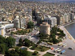 οι-θεσσαλονικείς-ξεναγούνται-στην-πό-295079
