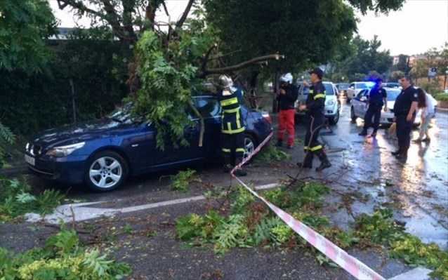 χαλάζι-και-δυνατός-αέρας-στη-θεσσαλον-214008