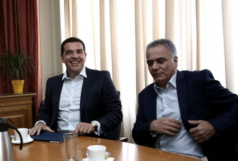 συμβασιούχοι-τη-δευτέρα-η-ρύθμιση-στη-31232