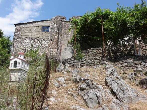 πυροβόλησαν-στα-πόδια-ηλικιωμένο-για-204914