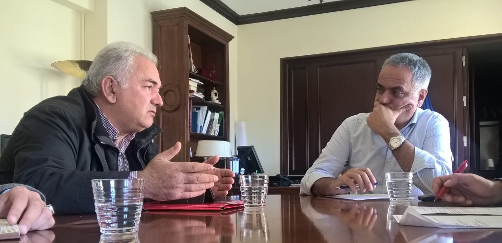 με-τον-δήμαρχο-κατερίνης-συναντήθηκε-414215