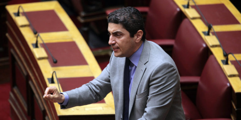 βουλή-εκφράσεις-πεζοδρομίου-από-τον-α-406997
