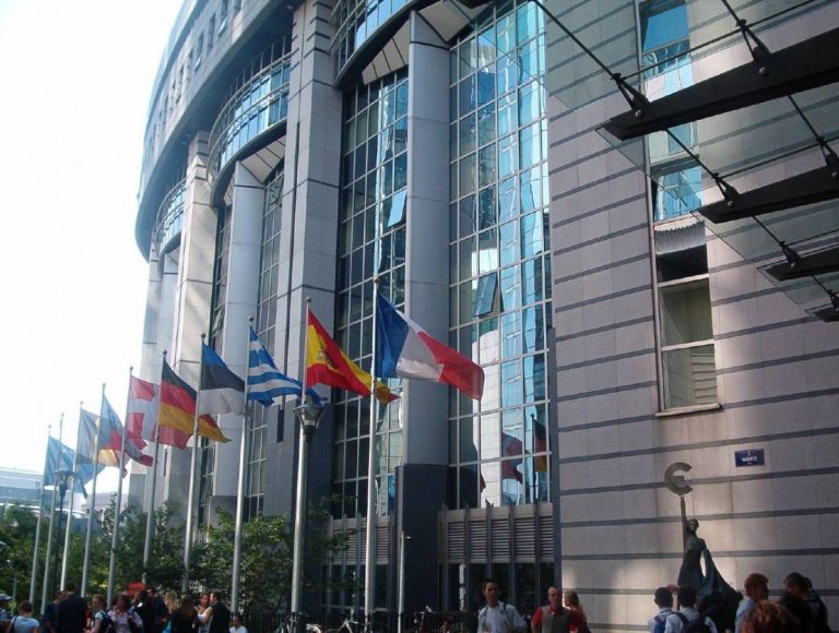 κομισιόν-το-ζήτημα-της-ονομασίας-της-π-364764