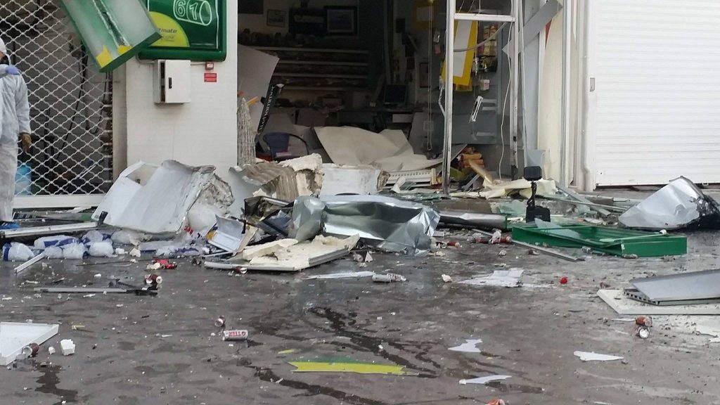 έκρηξη-σε-βενζινάδικο-στην-ανάβυσσο-φ-422065