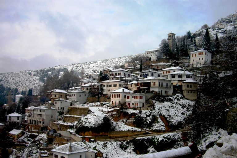 χιονίζει-στο-πήλιο-κλειστά-σχολεία-στ-438340