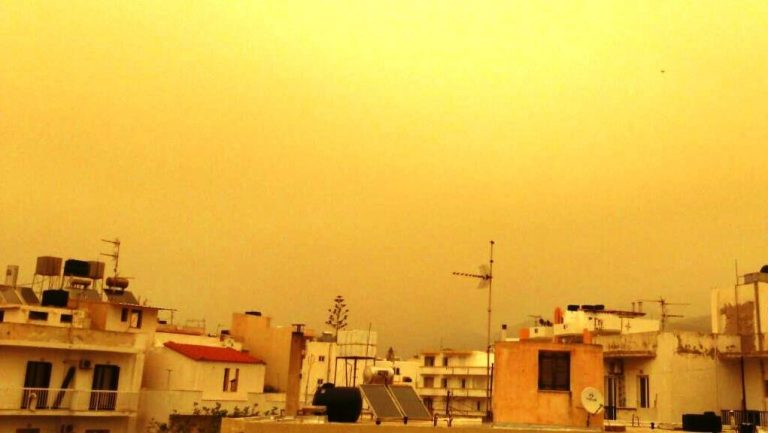 γιατί-η-αφρικανική-σκόνη-πνίγει-την-454426