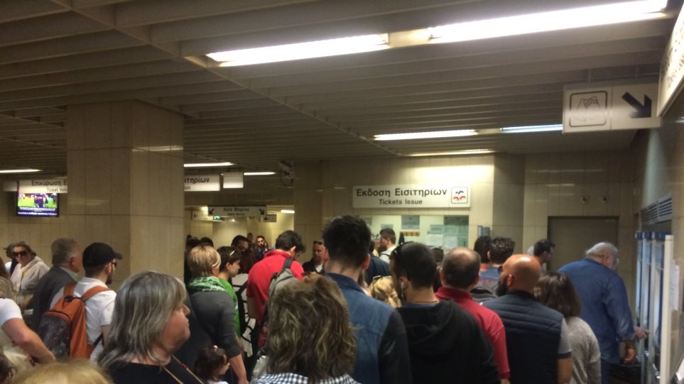 μετρό-αμπελοκήπων-έκλεισαν-οι-μπάρες-473685