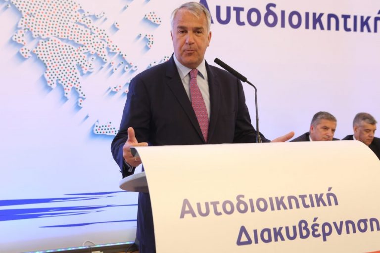 βορίδης-ο-τσεκουράτος-μάκης-στο-υπε-471345