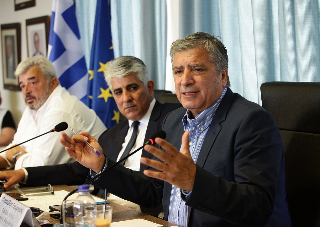 πατούλης-o-σκουρλέτης-δεν-θα-άντεχε-ούτ-487062