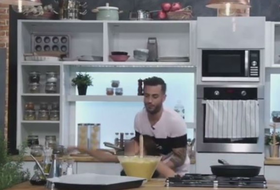 γνωστή-ηθοποιός-χάνει-τις-αισθήσεις-τ-502781