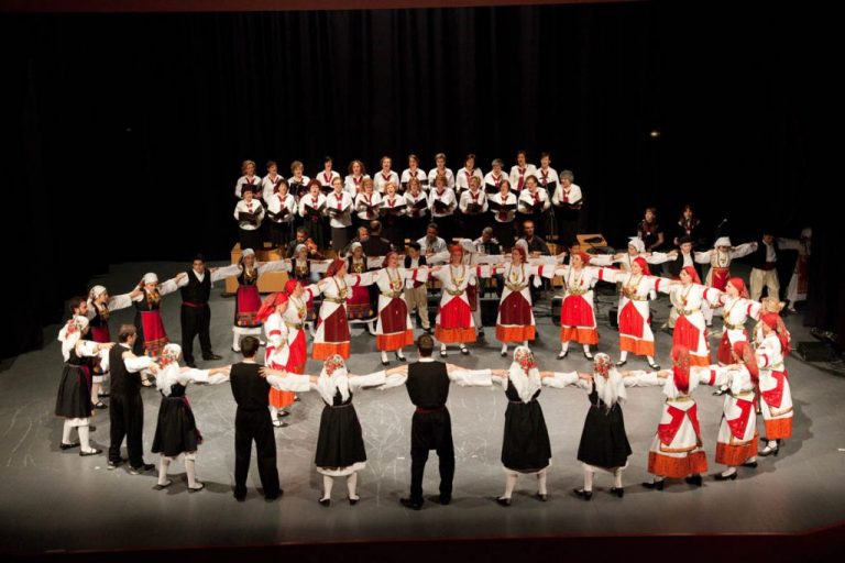 πρόσληψη-καθηγητή-παραδοσιακών-χορώ-498609