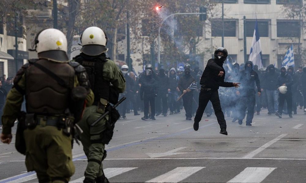 σύνταγμα-μολότοφ-στο-συλλαλητήριο-γι-503167