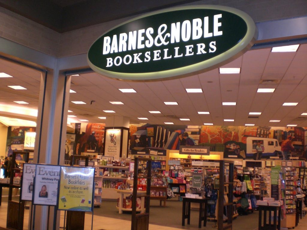 oμογενής-μηνύει-την-barnes-noble-για-την-απόλυσή-526495