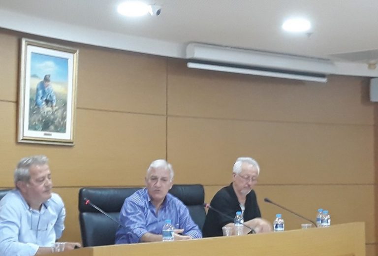 μ-γεράνης-ο-φοσδα-είναι-σε-όλα-νόμιμο-528173
